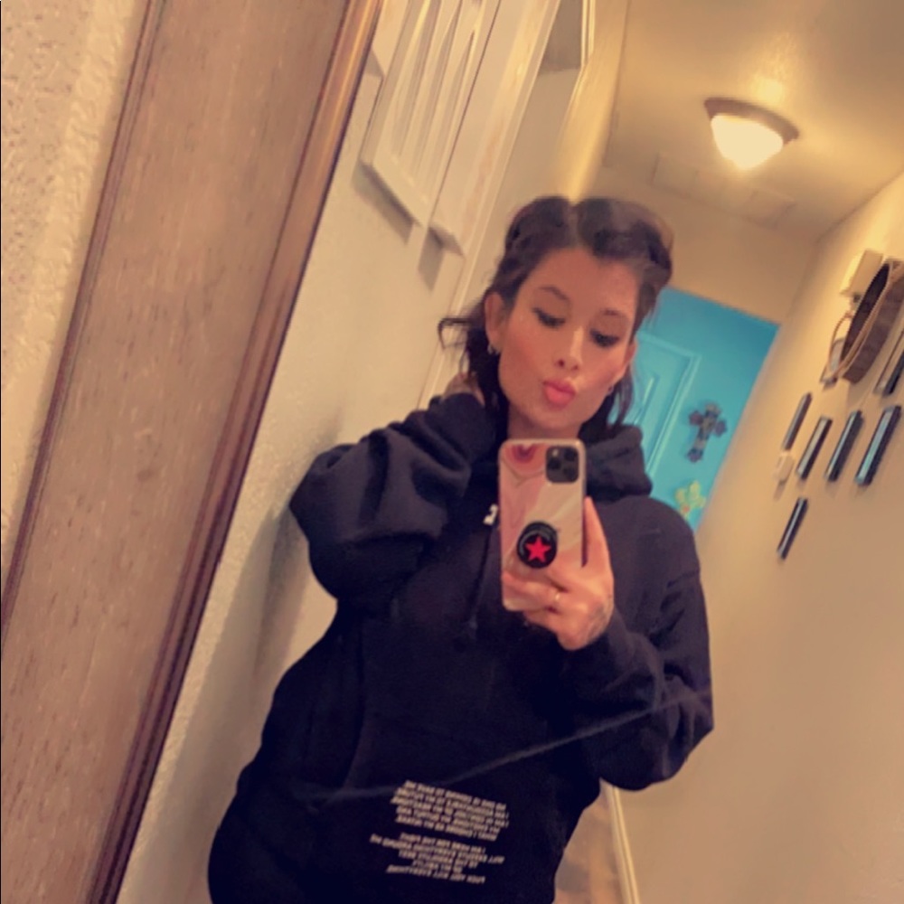 Meet your Posher, Xenia